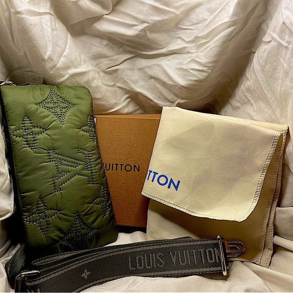 Louis Vuitton hand bag - Picture 4 of 7